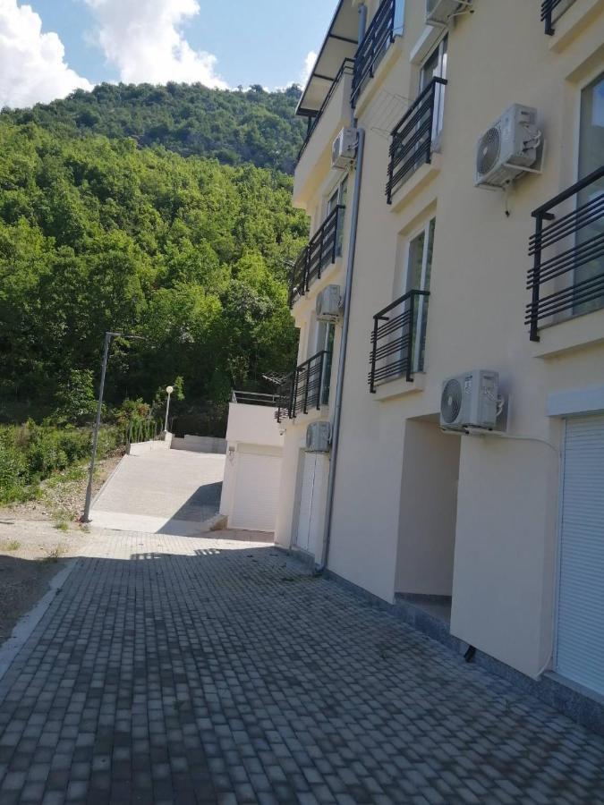 Apartments Lakeside Elesec Ohrid Exterior photo