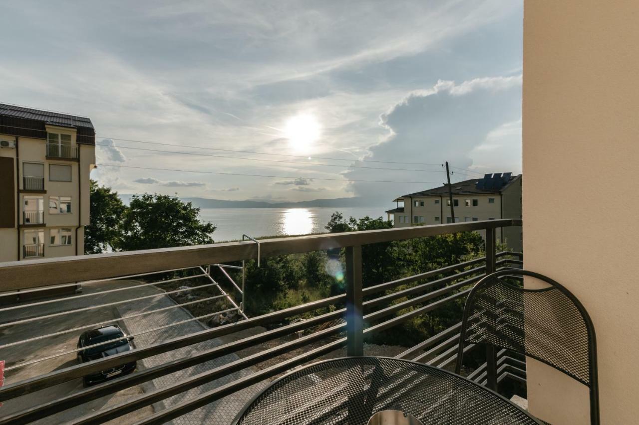 Apartments Lakeside Elesec Ohrid Exterior photo